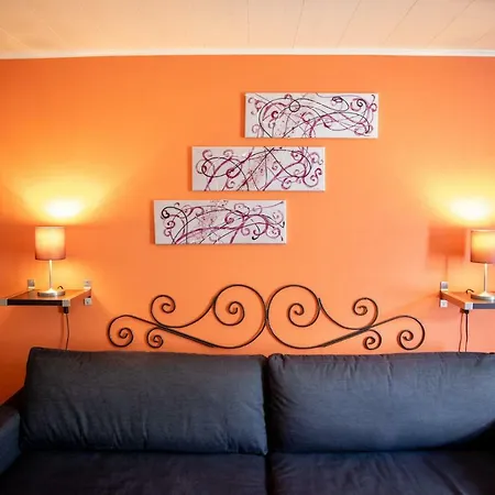 The Blacksmith's House * 리빈